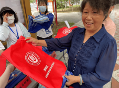 <b>因地制宜 精准施策 天津市津南区帮力食物行业健</b>